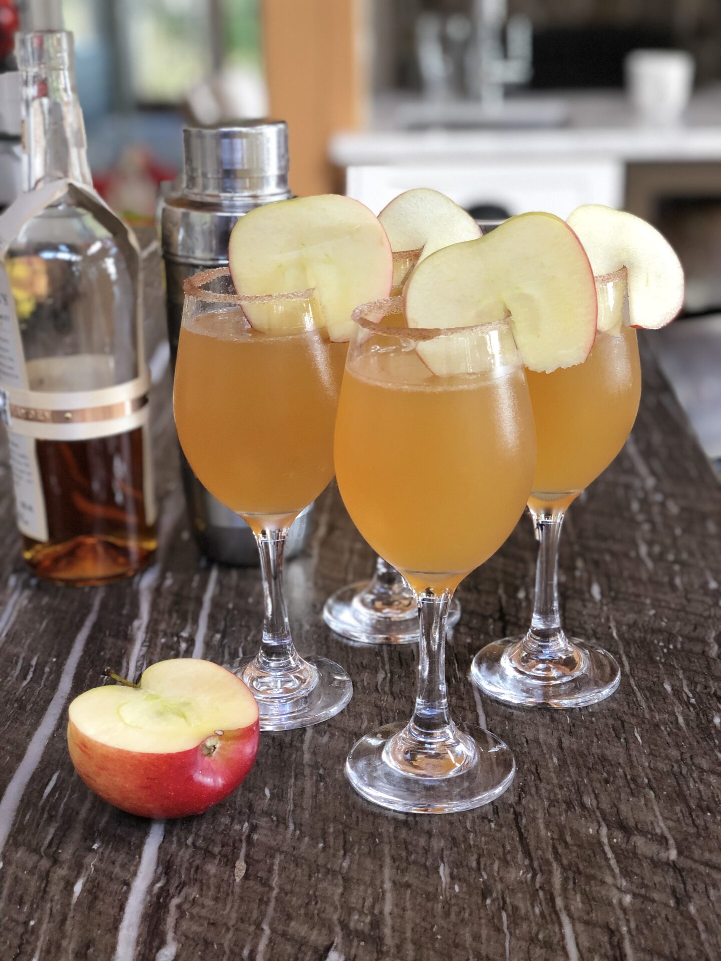 Bourbon Apple Cider Cocktail Style And Grace 4030