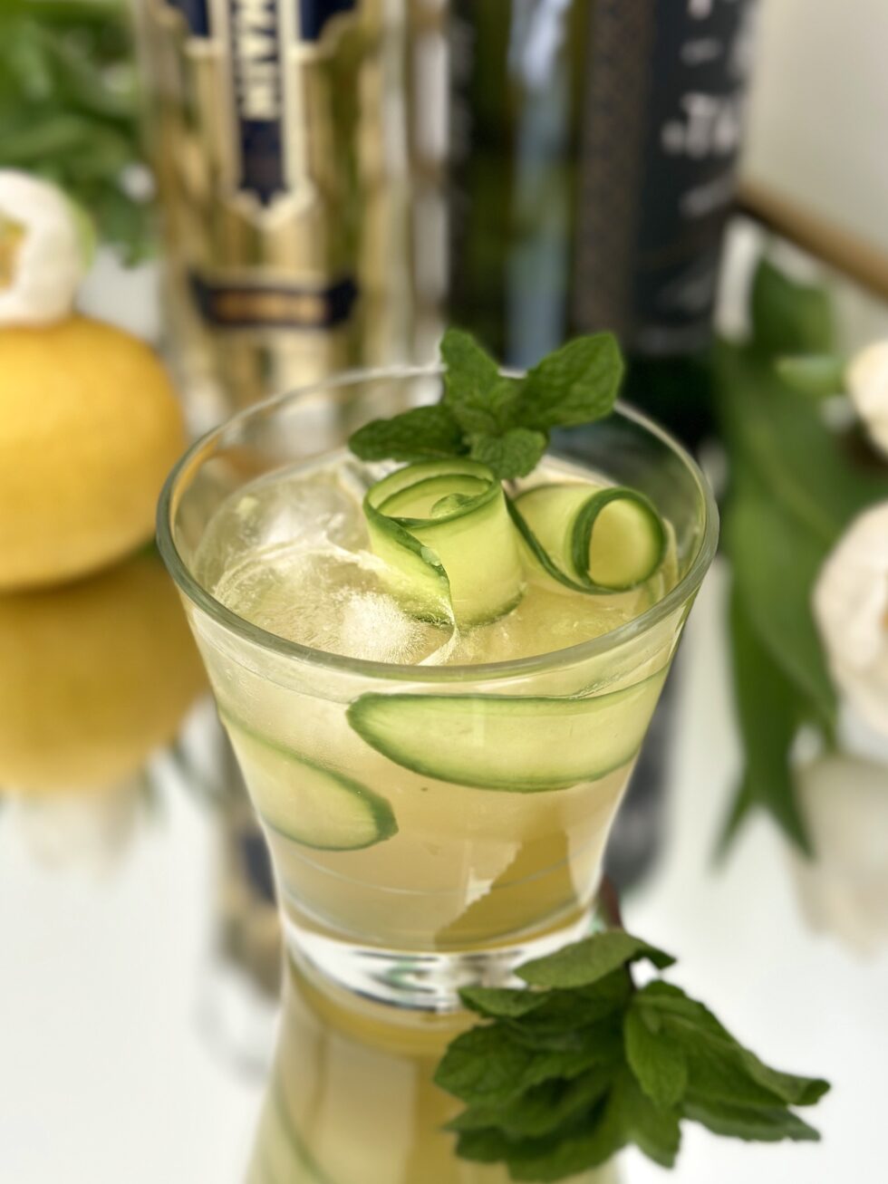 Make an Irish Maid Cocktail for St Patrick's Day |Style and Grace